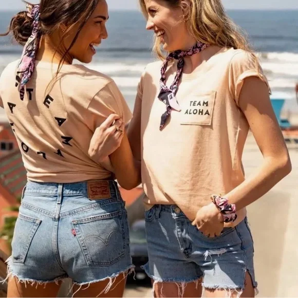 Guava Shop Team Aloha pocket tee - Picture 3 of 8